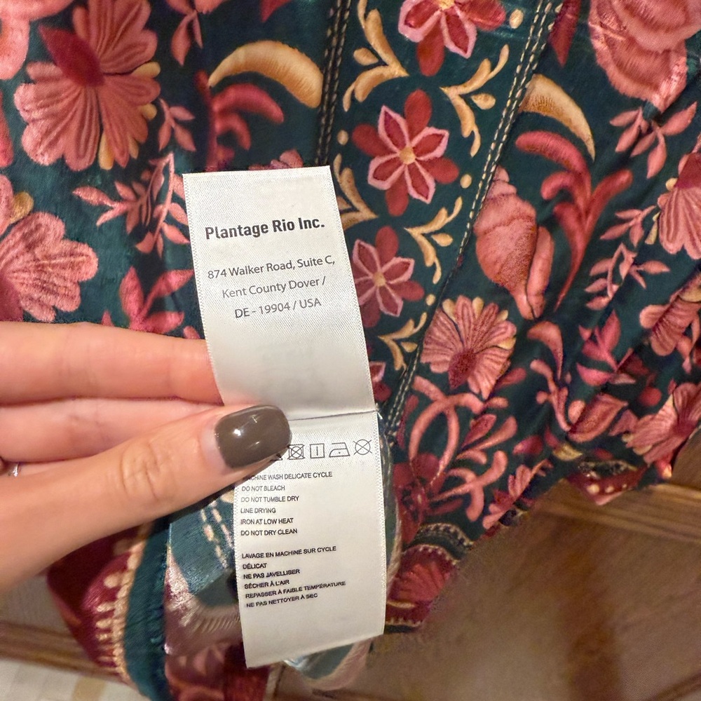 Farm Rio Patterned Blouse - Picture 7 of 8